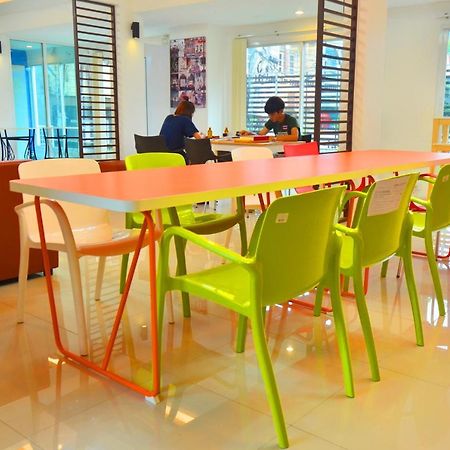 Ze Residence Bangkok Extérieur photo