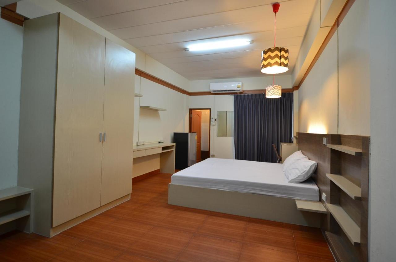 Ze Residence Bangkok Extérieur photo